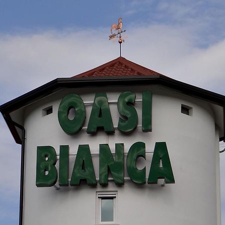 Oasi Bianca Pomposa Exterior foto