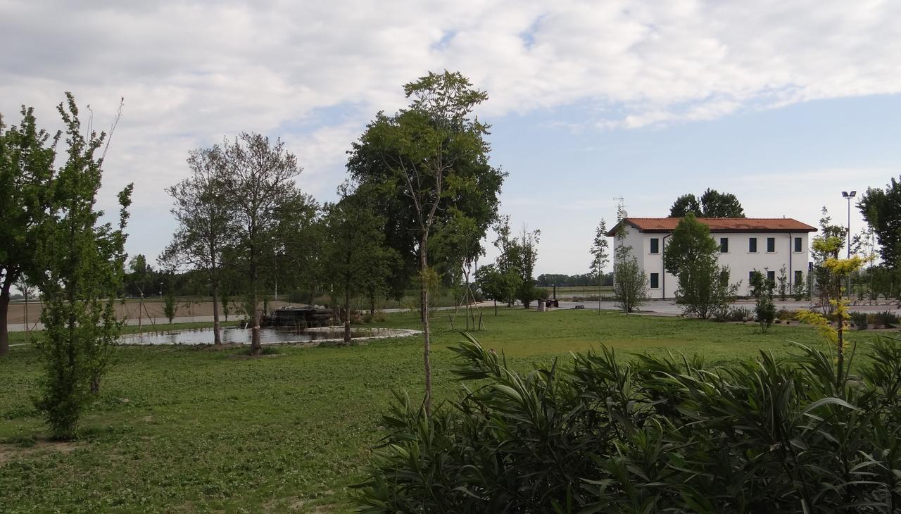 Oasi Bianca Pomposa Exterior foto